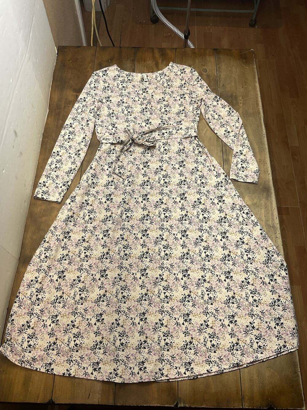 Pact Women's Organic Fit & Flare Wrap Dress Bouquet Blooms Sandshell Size Large